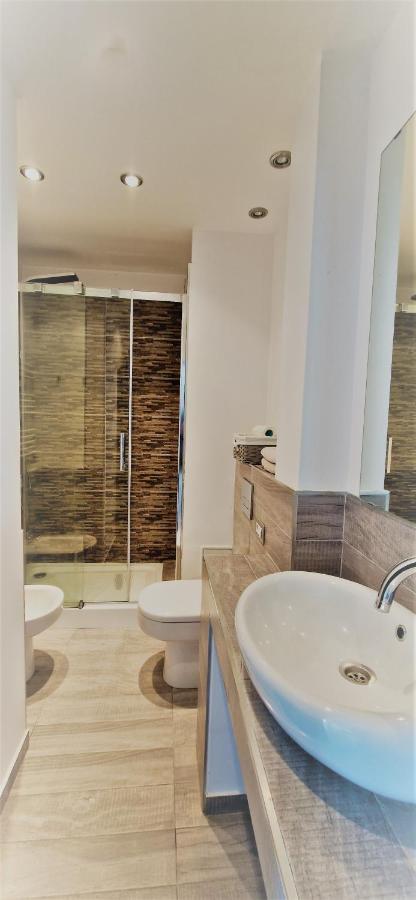 Old Town Apartment Bukarest Kültér fotó